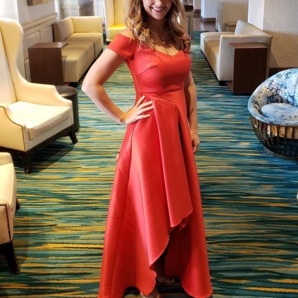 Bagley Mishka red asymmetrical gown off shoulder - Picture 6 of 14